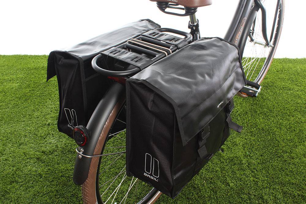 basil-dubbele-fietstas-728boa-1.jpg Basil Urban Load Dubbele fietstas 48 53L Zwart Fietsparadijs.com - Afbeelding 1