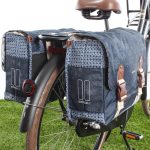 Basil Bohème Dubbele Fietstas Indigo Blue: charmant en uniek design Fietsparadijs.com