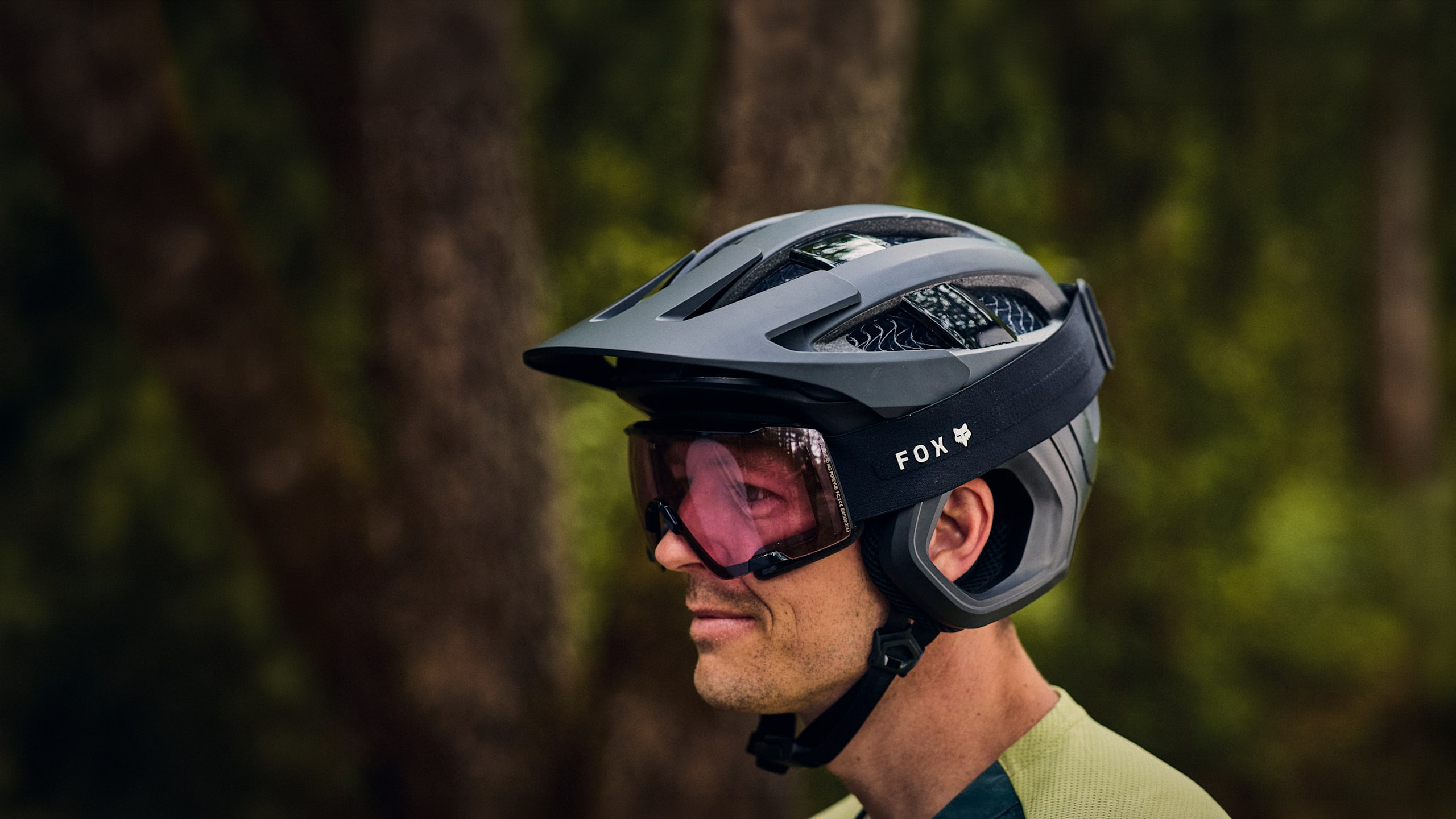 fietshelm-heren-627tdw-1.jpg Heren fietshelmen | Bekijk fietshelmen voor mannen Trek Bikes (NL) - Afbeelding 1